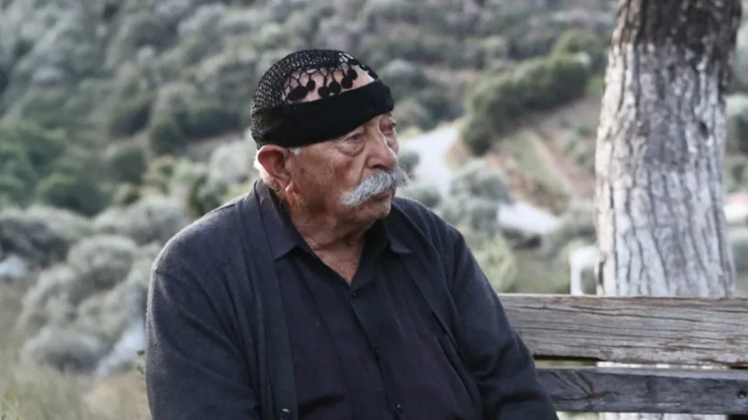 «Μόνο με παντρειά» θα τελειώσει η βεντέτα στα Βορίζια – Ο παππούς Φραγκιαδάκης, παντρεμένος με Καργάκη, μιλά για τους σασμούς που απέτυχαν