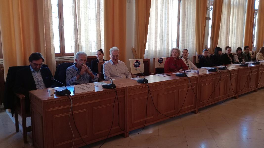 Στην προσομοίωση συνεδρίασης του Ευρωπαϊκού Κοινοβουλίου από μαθητές στη Λότζια ο Δήμαρχος Ηρακλείου