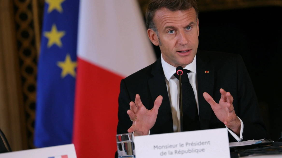 Και η Γαλλία σχεδιάζει την ενισχύσει την εθελοντική στρατιωτική θητεία