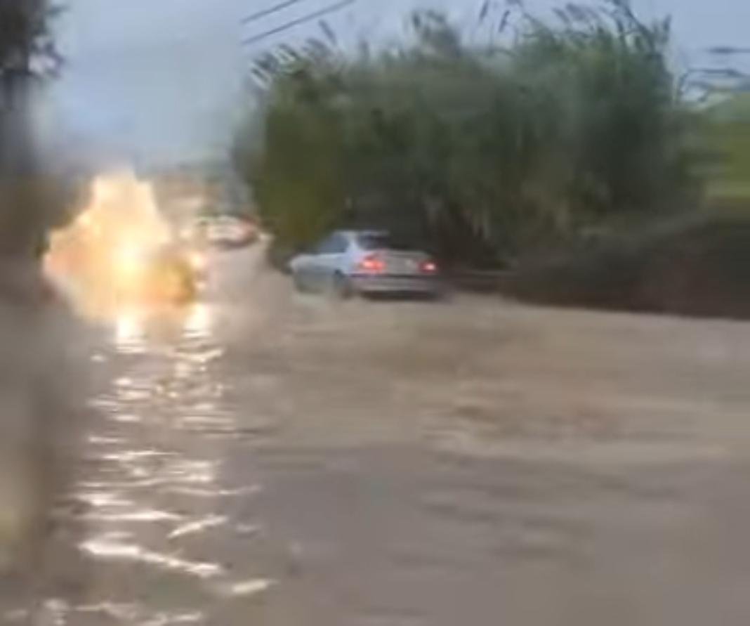 Δρόμοι μετατράπηκαν σε… ποτάμια και προβλήματα από την κακοκαιρία στην Κρήτη – Φωτογραφίες & βίντεο