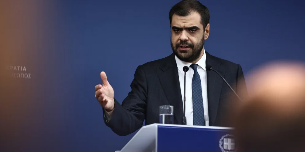 Μαρινάκης κατά Ανδρουλάκη: Συμπεριφέρεται σαν τρολ του διαδικτύου, δίχως να ελέγξει μια ανακριβή πληροφορία