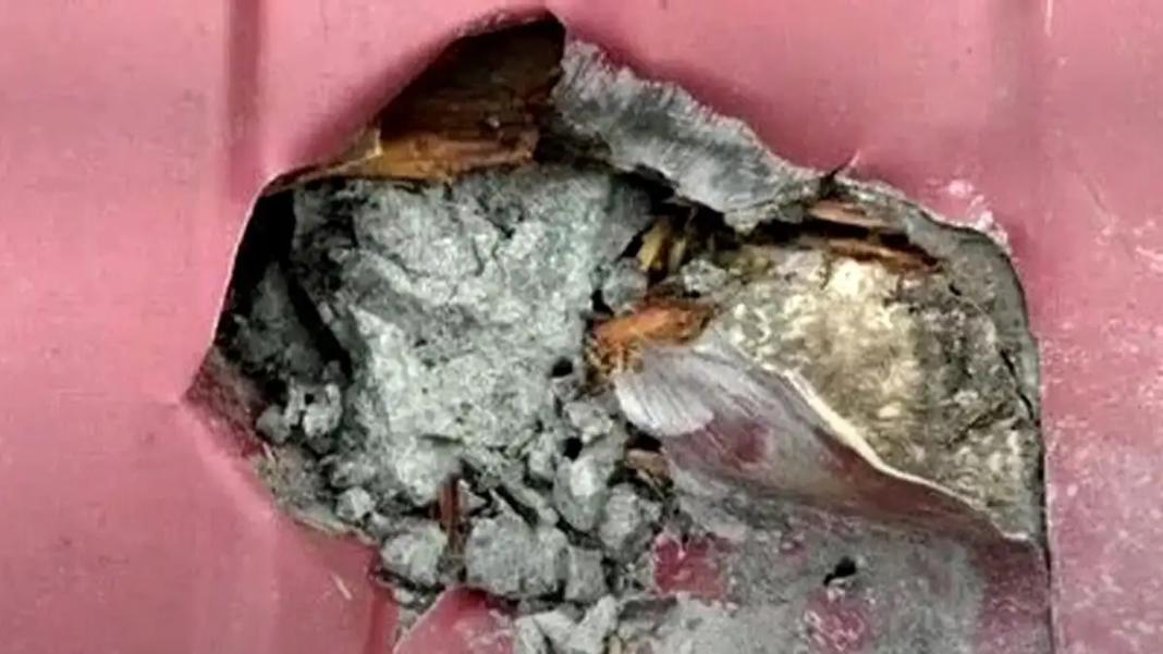 Ρωσία: Μετεωρίτης καρφώθηκε σε στέγη σπιτιού – Γυναίκα τον πούλησε στην Ακαδημία Επιστημών