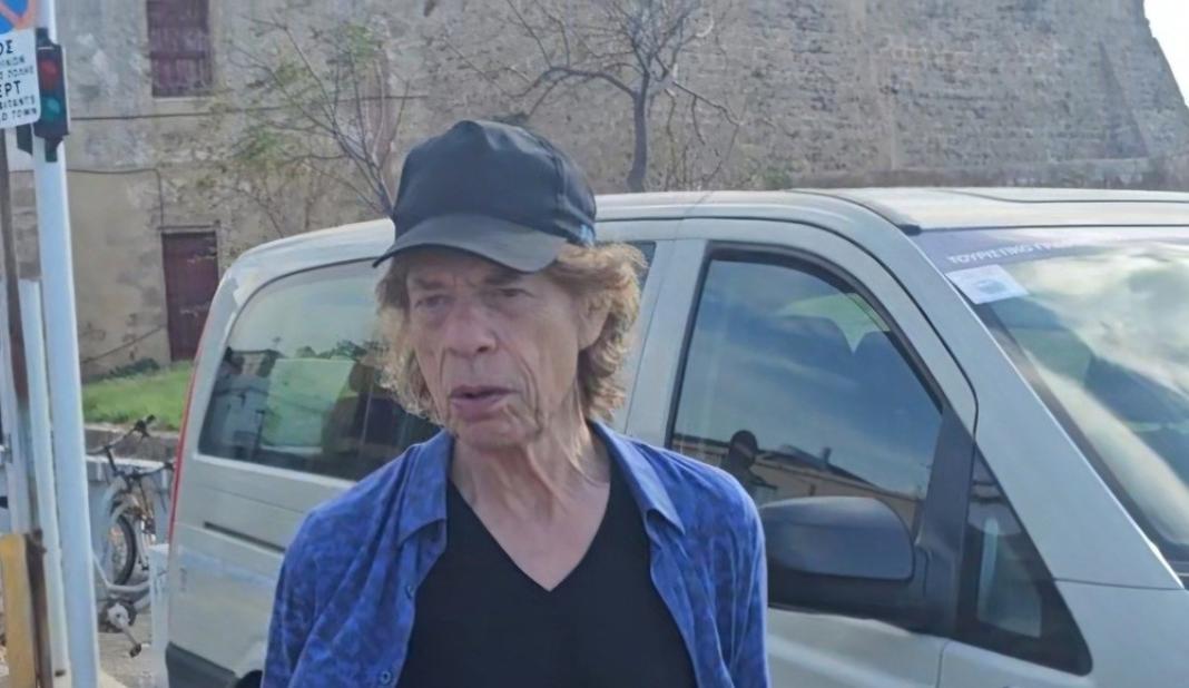 Ο Μικ Τζάγκερ στα Χανιά – Δείτε φωτογραφίες