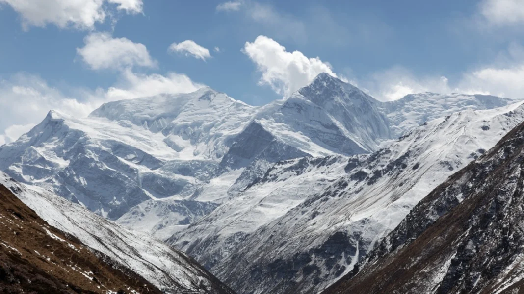 Τραγωδία στο Νεπάλ: Τουλάχιστον 7 νεκροί από χιονοστιβάδα