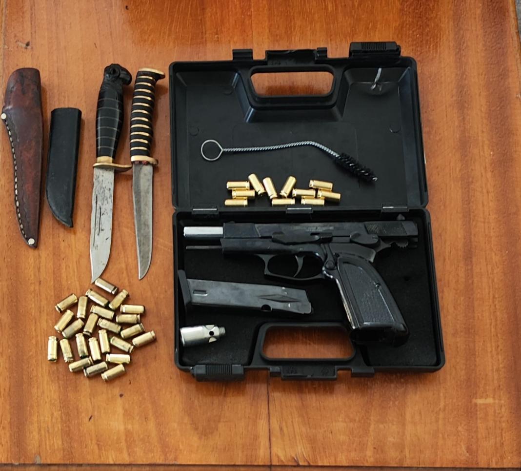 Άγιος Νικόλαος: Τι βρήκαν οι αστυνομικοί στο γλέντι με τους πυροβολισμούς