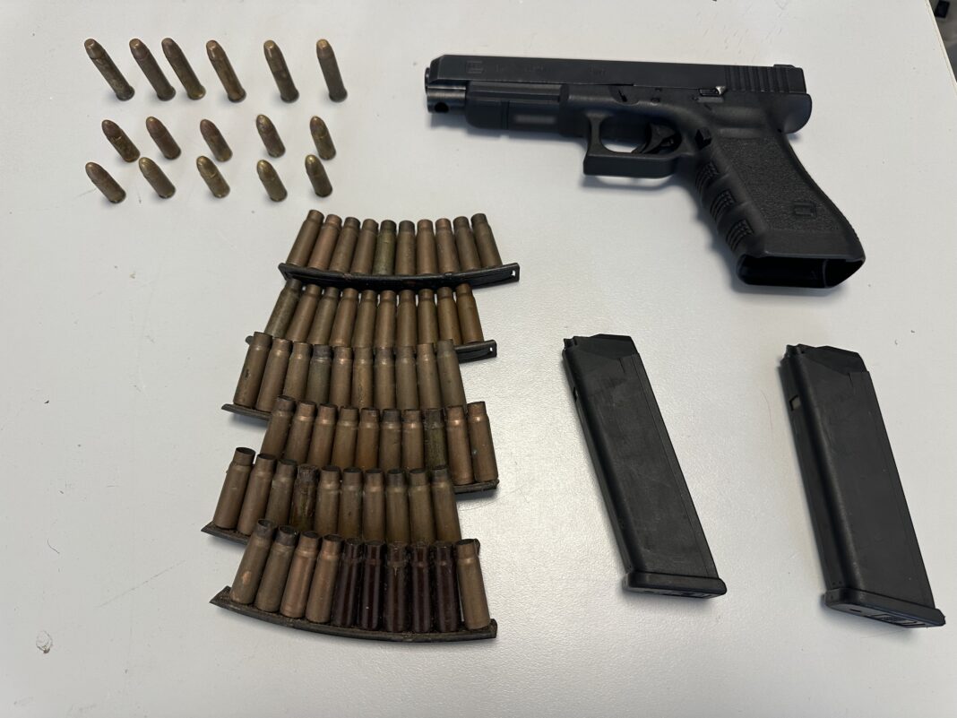 Δεν σταματούν οι άσκοποι πυροβολισμοί: Δύο συλλήψεις σε γλέντι στα Χανιά