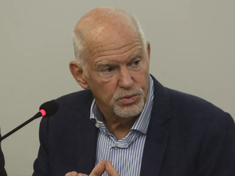 Γιώργος Παπανδρέου: «Το μέλλον της χώρας κρίνεται πρωτίστως στην παιδεία»