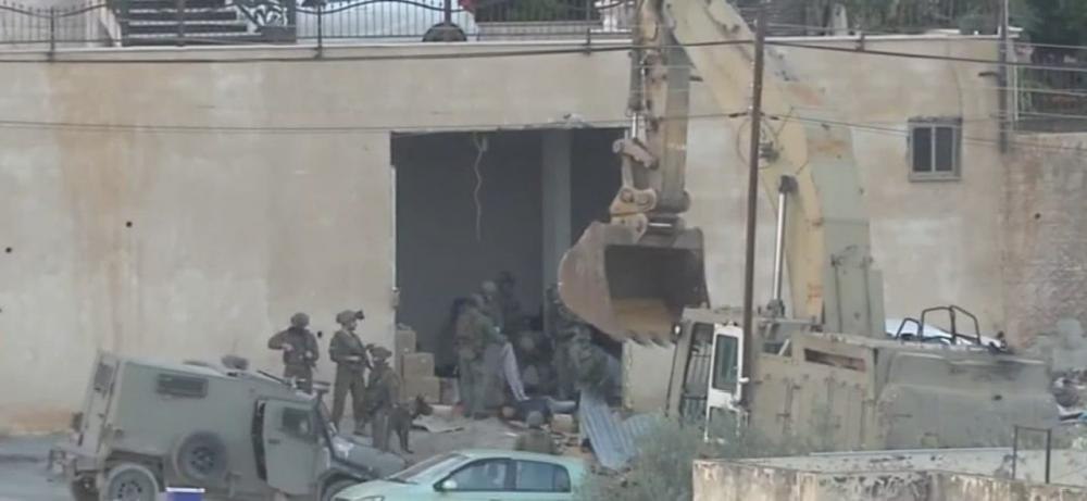 Εκτέλεση Παλαιστινίων στη Δυτική Όχθη από τον ισραηλινό στρατό κατά τη διάρκεια επιχείρησης