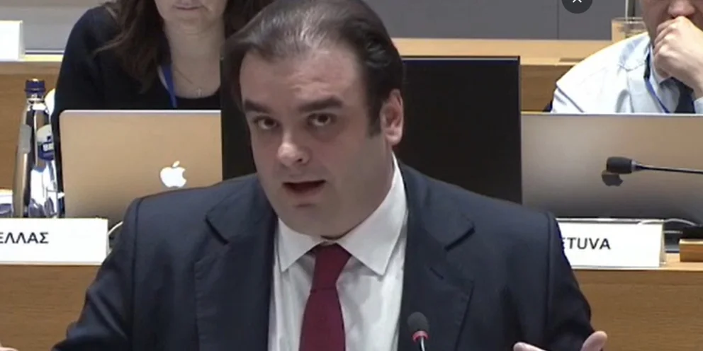 Η Ελλάδα ζητάει εξαιρέσεις από τον φόρο στα καύσιμα – Η παρέμβαση Πιερρακάκη στο ECOFIN