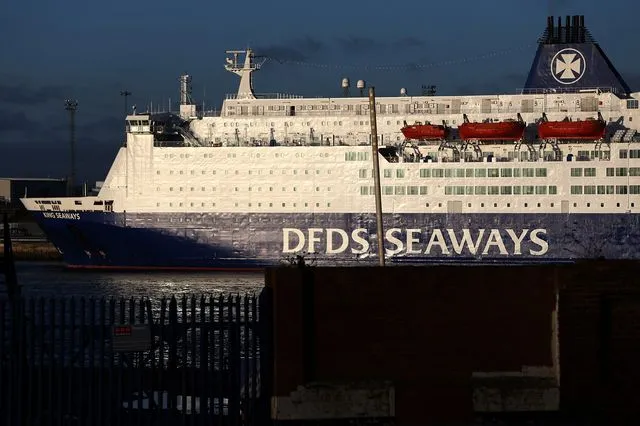 Χαμός σε πλοίο: Τηλεόραση προέβαλε “ακατάλληλο περιεχόμενο” και προκάλεσε πανικό