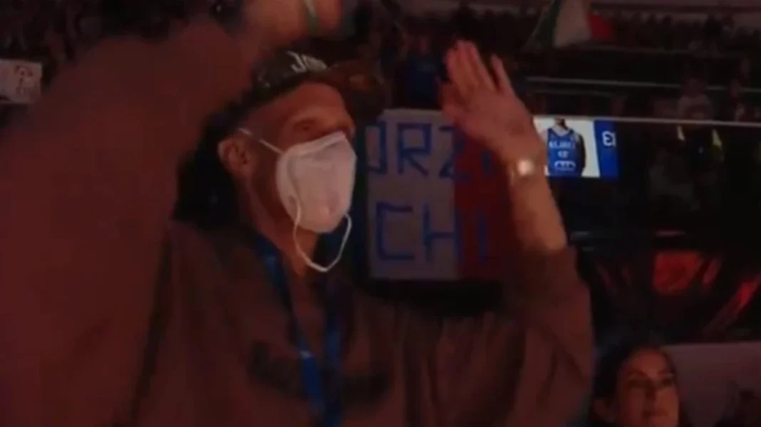 Πολονάρα: Επέστρεψε στο γήπεδο και αποθεώθηκε