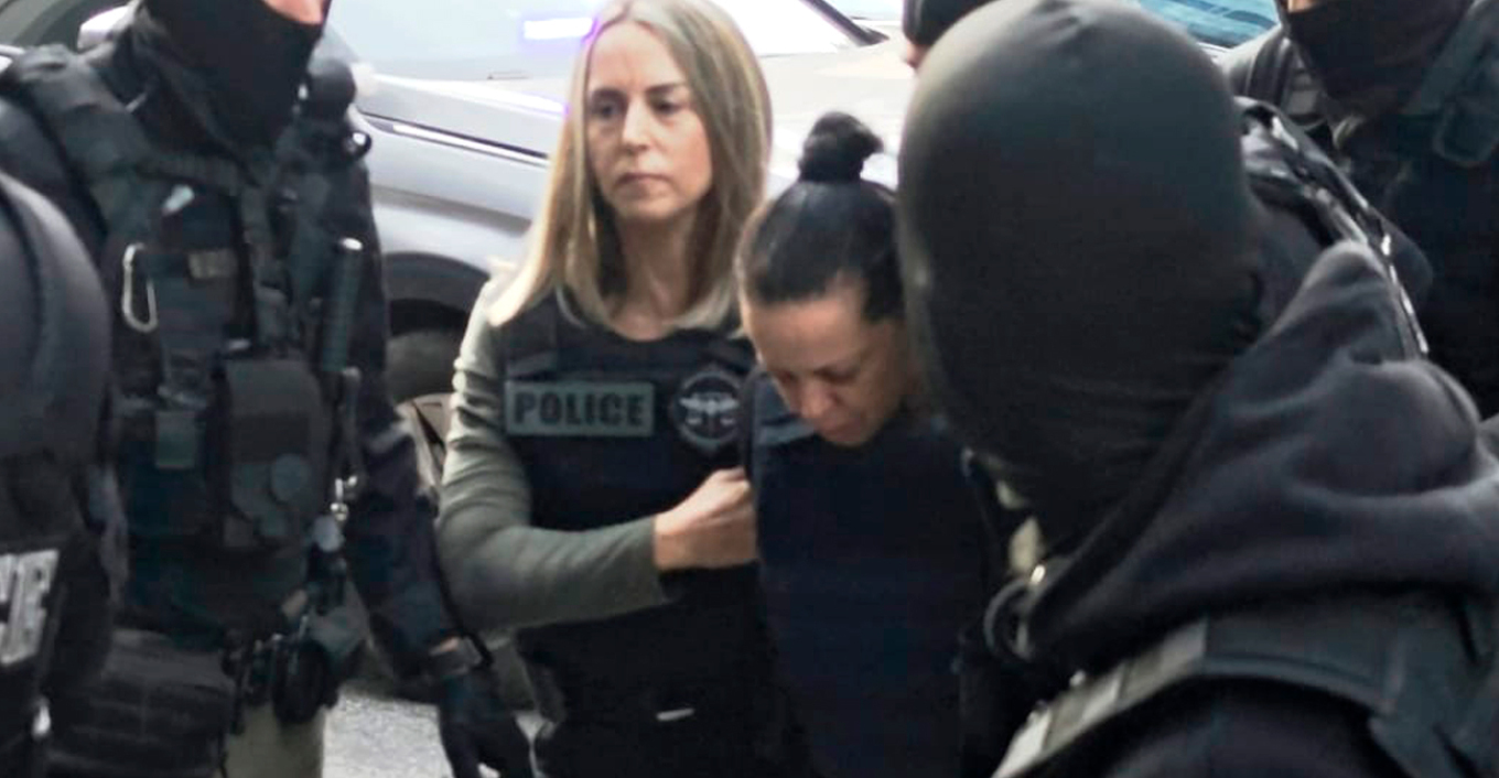 Στα δικαστήρια Πειραιά η 46χρονη που σκότωσε την πεθερά της στη Σαλαμίνα