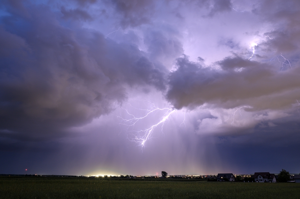 Κακοκαιρία Adel: Επικαιροποίηση του έκτακτου δελτίου – Πού και πότε αναμένονται καταιγίδες και χαλάζι