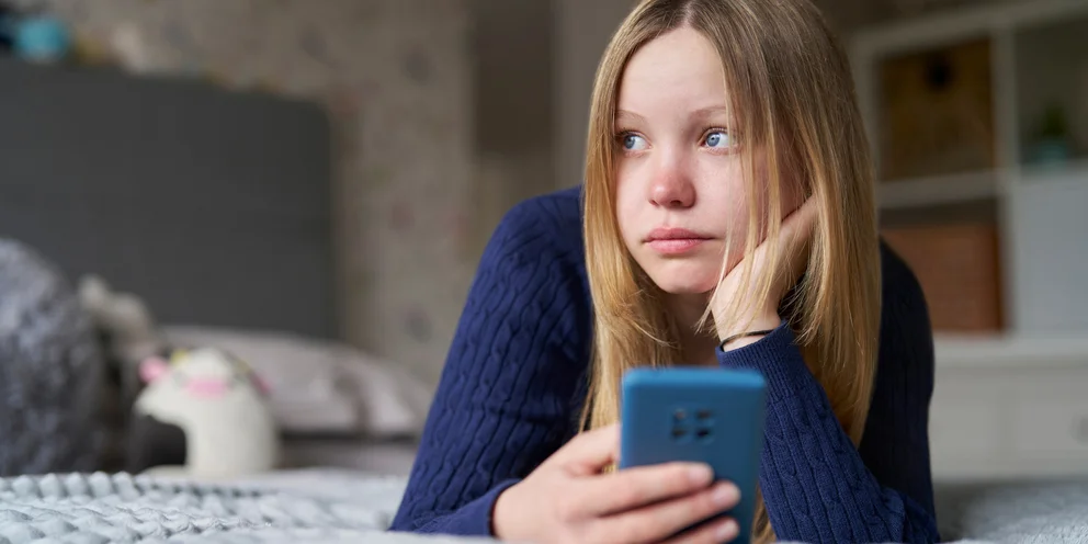 Πώς θα εφαρμοστεί η παγκόσμια πρώτη απαγόρευσης των social media στους ανήλικους – Η απόφαση της Αυστραλίας