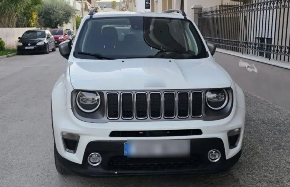 Εξάρθρωση συμμορίας που εμπλέκεται σε απάτες, πλαστογραφίες και λαθρεμπόριο αυτοκινήτων – 10 συλλήψεις