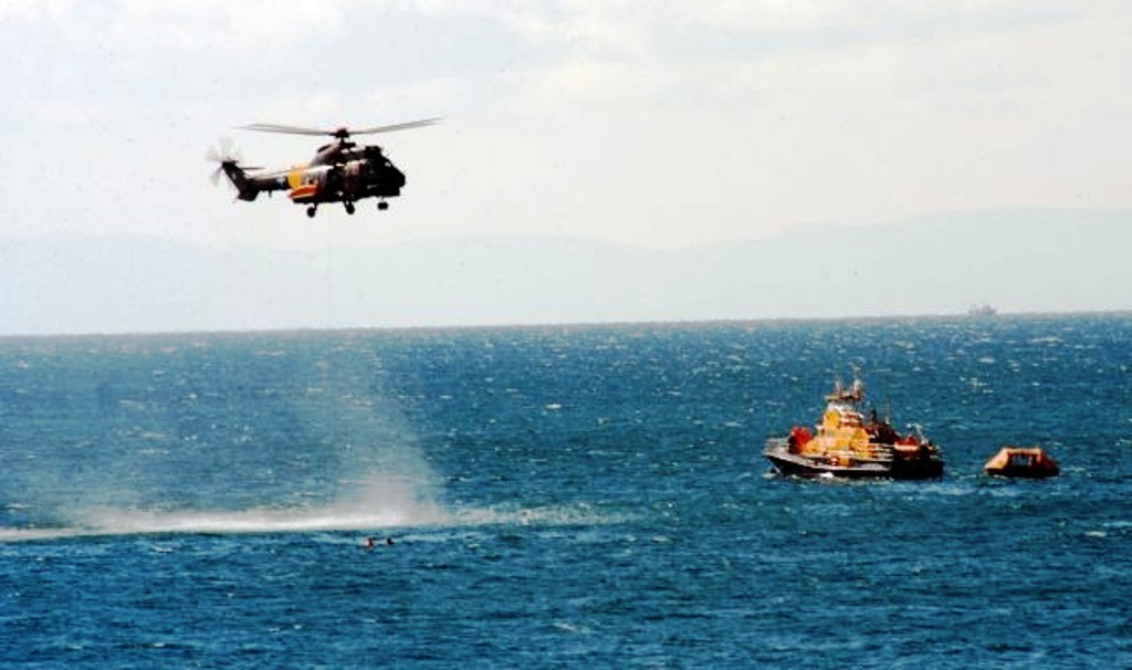 Στο Βενιζέλειo με Super Puma oι τέσσερις μετανάστες που εντοπίστηκαν νότια της Ιεράπετρας