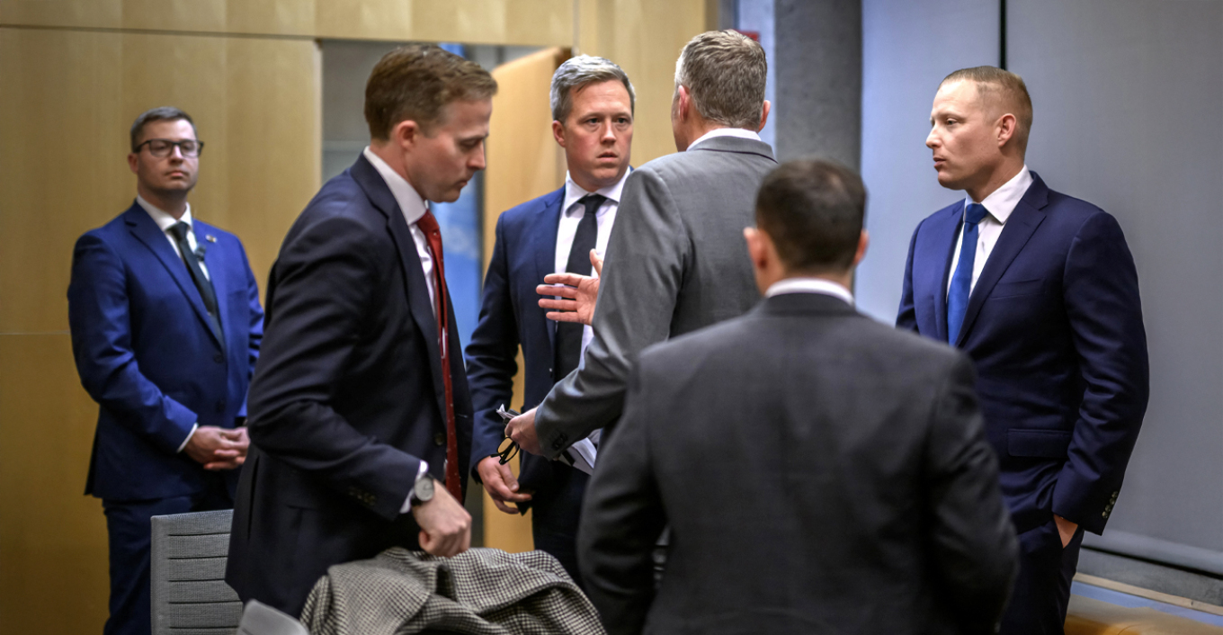 Οι ΗΠΑ διεξάγουν μυστικές συνομιλίες με Ρωσία και Ουκρανία στο Αμπού Ντάμπι