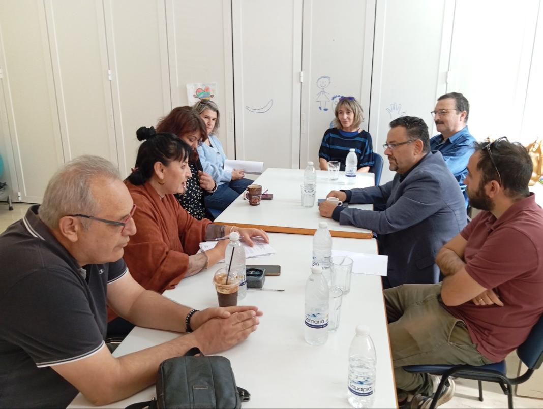 Επίσκεψη του Μανώλη Συντιχάκη στο Γενικό Νοσοκομείο και στο Κέντρο Ψυχικής Υγείας Χανίων