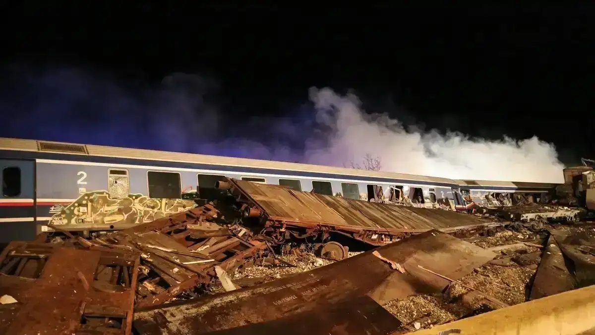 Τέμπη: Στο εδώλιο οι δύο ελεγκτές της Εθνικής Αρχής Διαφάνειας για τη σύμβαση 717