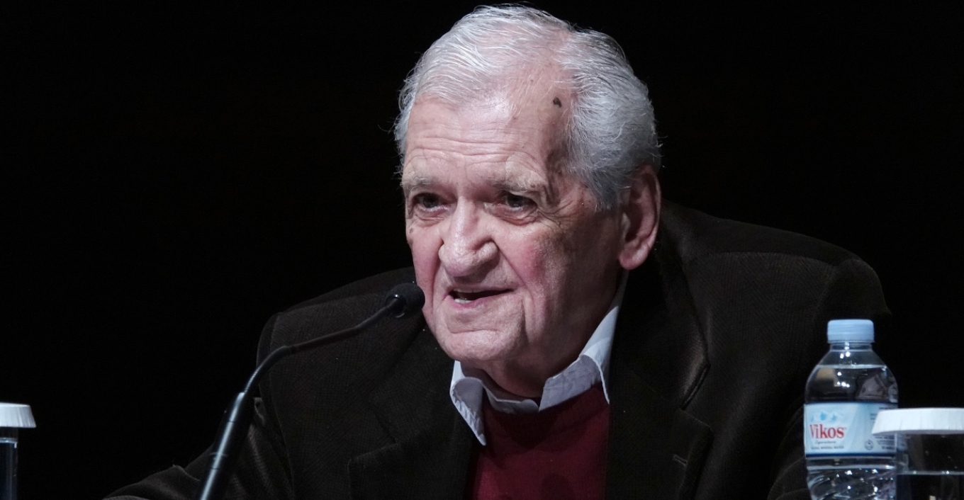 Η Ακαδημία Αθηνών υποδέχεται τον ποιητή Τίτο Πατρίκιο ως επίτιμο μέλος της στις 2 Δεκεμβρίου