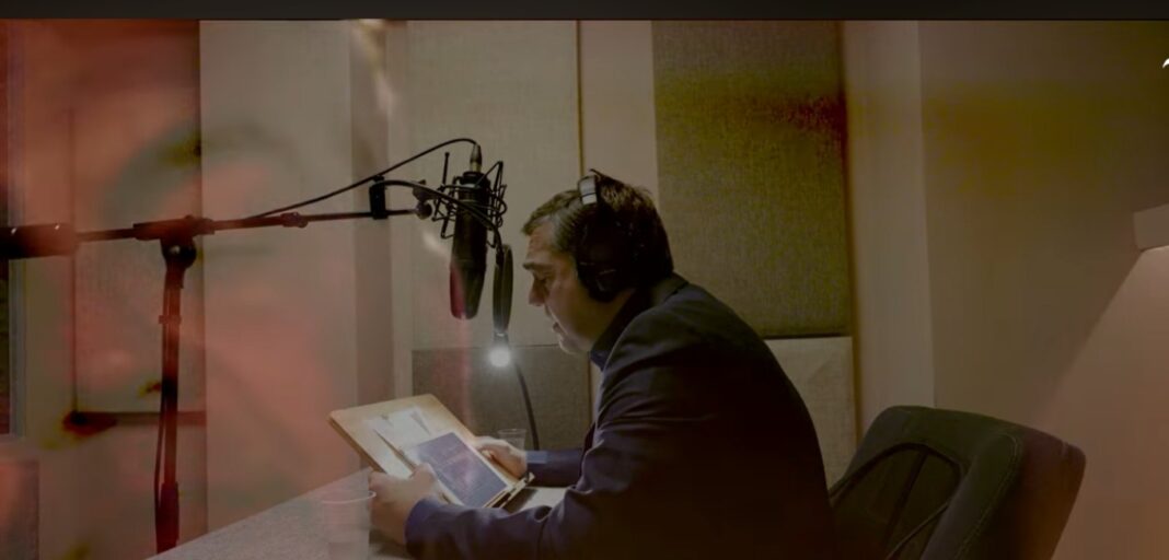 «Ώρα να ακουστεί και η δική μου φωνή» – Ο Τσίπρας ηχογραφεί τον πρόλογο του βιβλίου του