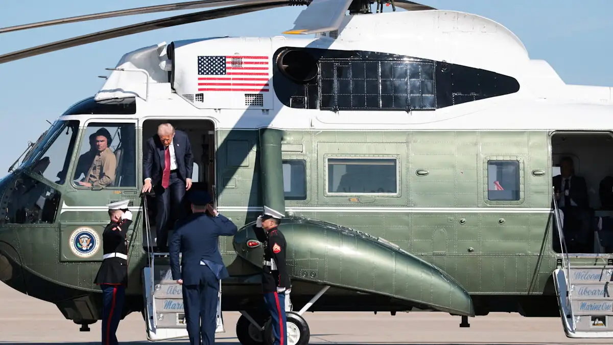 ΗΠΑ: Επτά άνθρωποι νοσηλεύονται αφού άνοιξαν ύποπτο δέμα με λευκή σκόνη