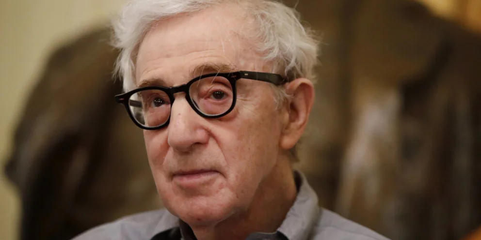 Ο Γούντι Άλεν, ο παντοτινός νευρικός εραστής, έγινε 90 – Η ζωή, οι ταινίες και η καριέρα του