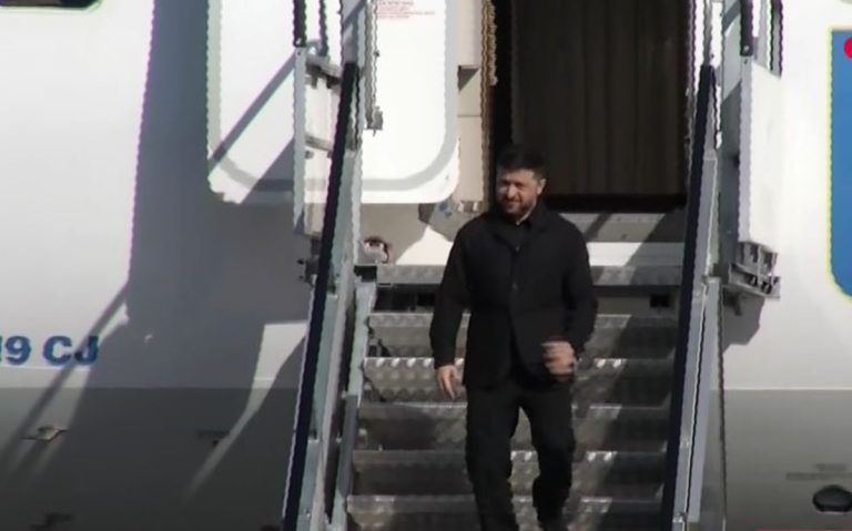 Στην Αθήνα έφτασε ο Βολοντίμιρ Ζελένσκι