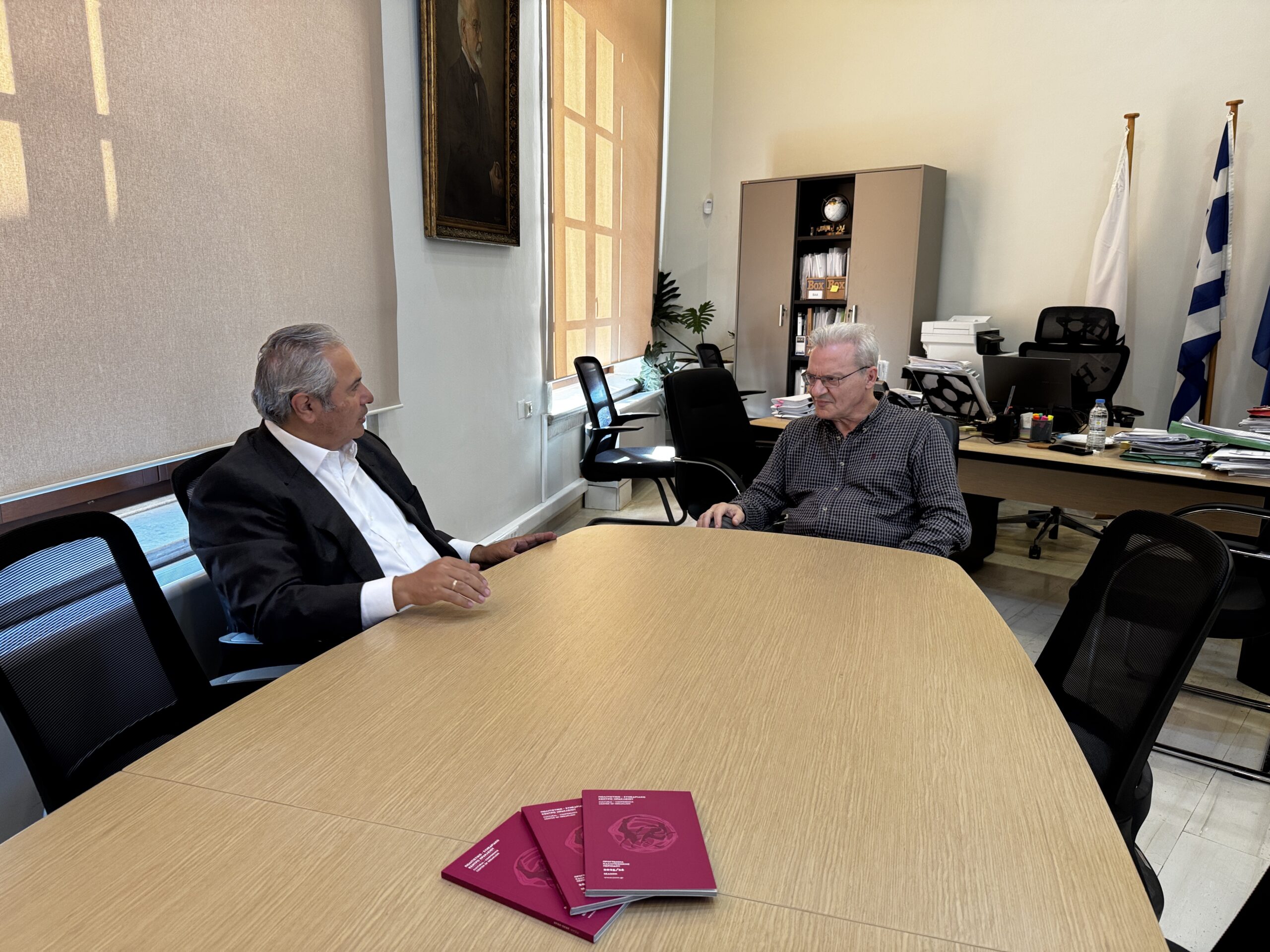 Συνάντηση Καλοκαιρινού-Σκουλά: Στο επίκεντρο το εθνικό οδικό δίκτυο του Δ.Ηρακλείου