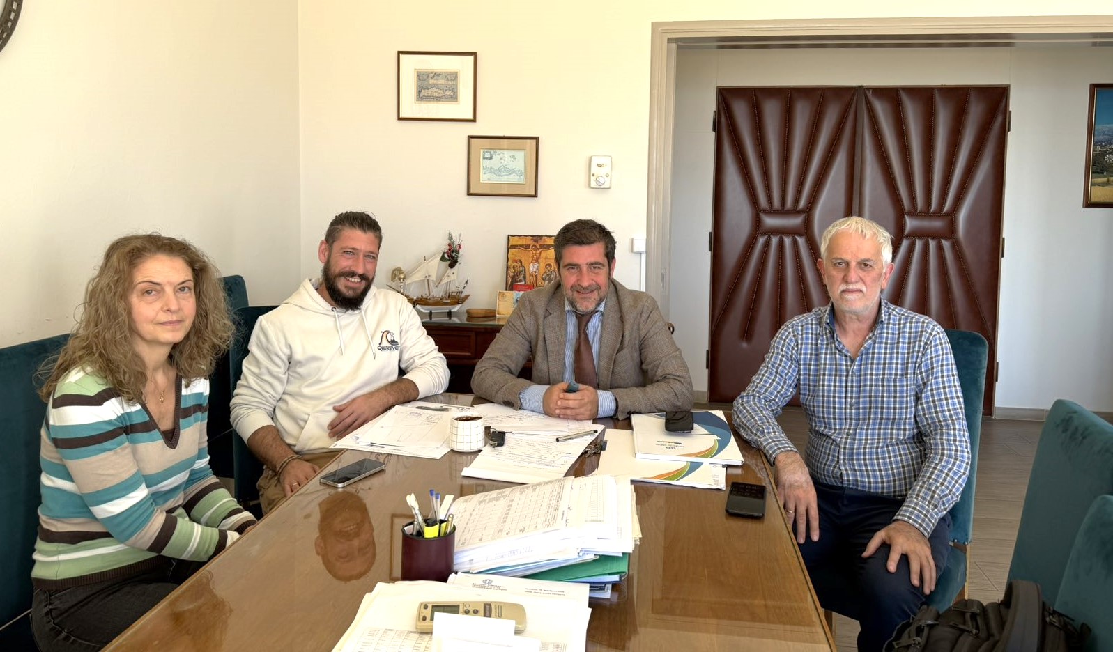 Συνάντηση εργασίας του Αντιπεριφερειάρχη Λασιθίου με τον Πρόεδρο της Κοινότητας Ελούντας για θέματα υποδομών