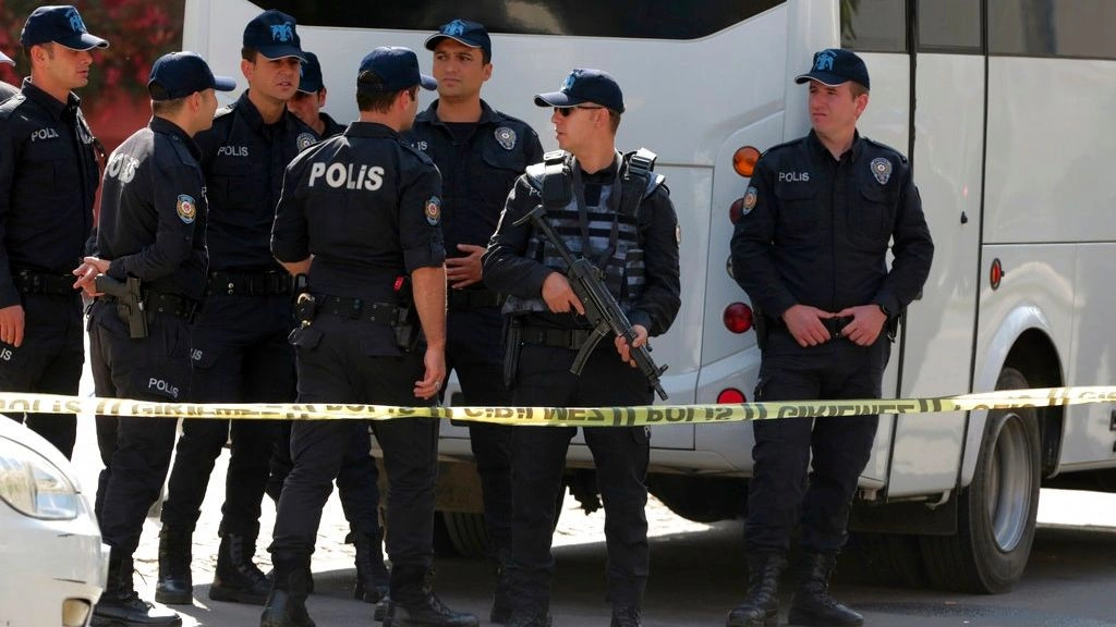 Μπαράζ συλλήψεων στην Τουρκία: Σχεδίαζαν τρομοκρατικές επιθέσεις στις γιορτές λέει η Άγκυρα