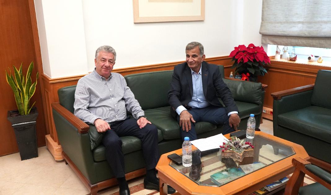 Συνάντηση Δημάρχου Αμαρίου με τον Περιφερειάρχη Κρήτης