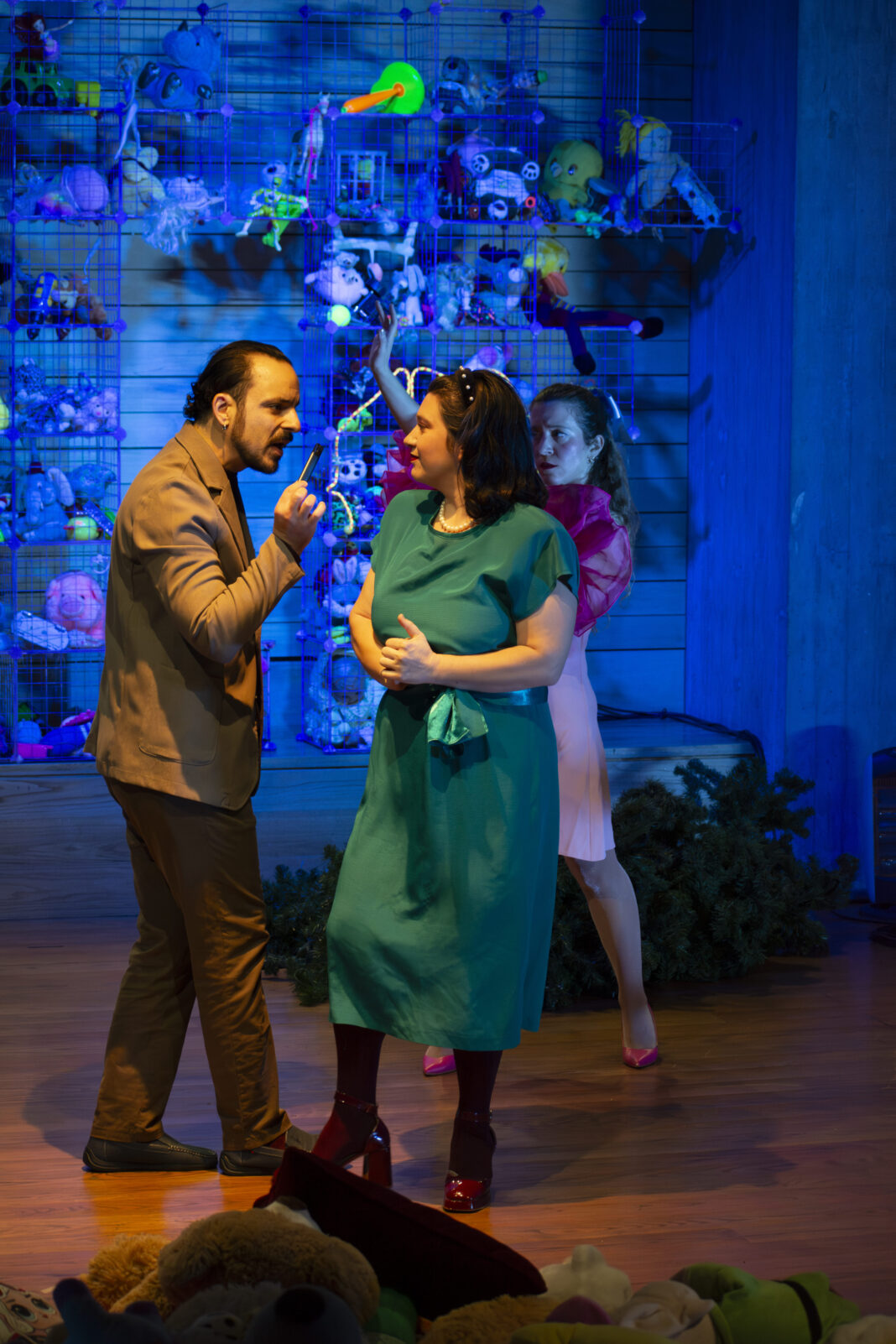 Τελευταίες παραστάσεις για το «Όλοι παίζουν. Βγαίνει η Νόρα»