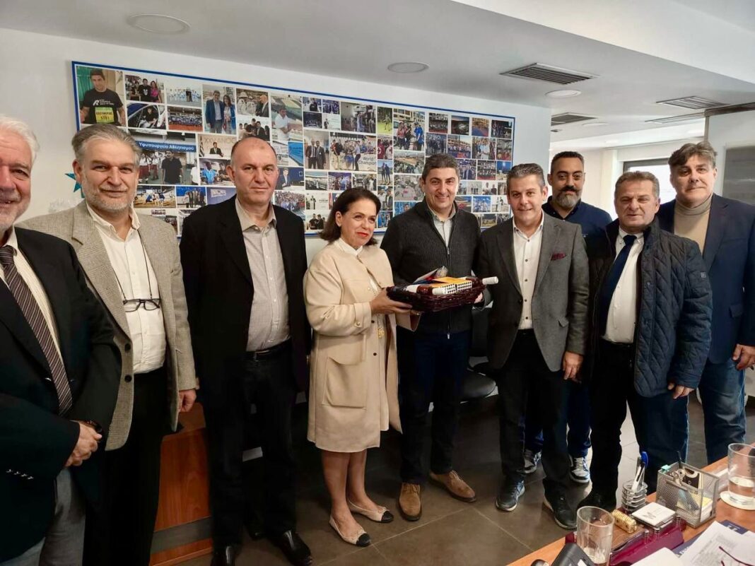 Στον Λ. Αυγενάκη η νέα διοίκηση της Δ.Ε.Ε.Π. Ηρακλείου