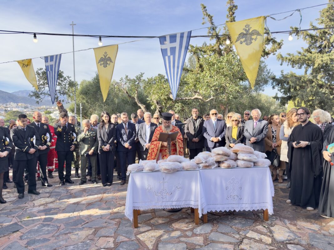 Άγιος Νικόλαος: Με λαμπρότητα τιμήθηκε ο προστάτης της πόλης