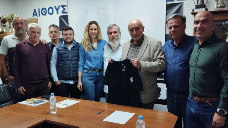 Ερασιτέχνης ΟΦΗ: “Καλό ταξίδι, Μανώλη Κουμαντάκη, μεγάλε Ομιλίτη!”