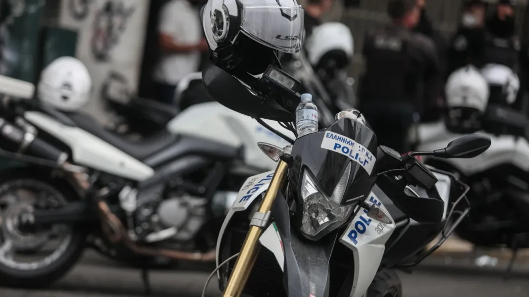 12χρονος και 13χρονος οδηγούσαν κλεμμένη μοτοσικλέτα στο Ίλιον
