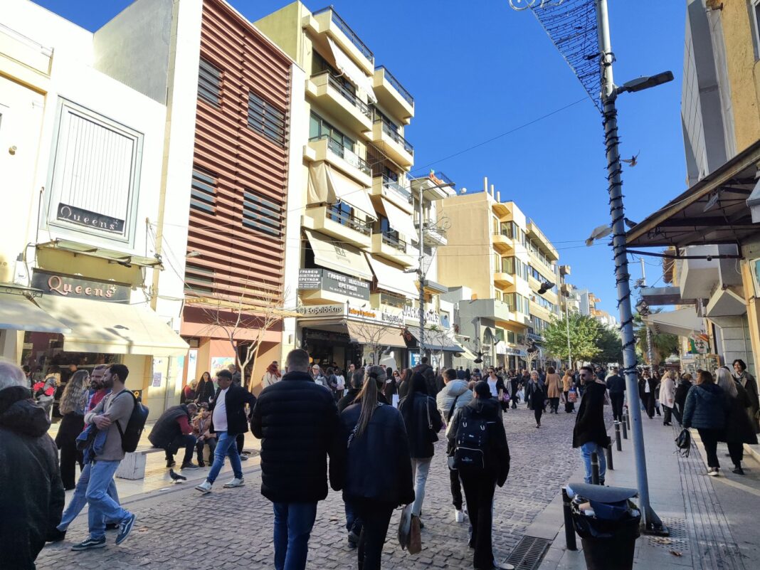 Εορταστικό ωράριο: Πότε ανοίγουν ξανά τα καταστήματα στο Ηράκλειο – Πώς θα λειτουργήσουν την Κυριακή