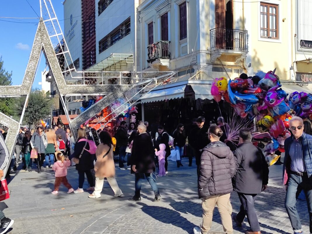 Παραμονή Χριστουγέννων: Πώς θα λειτουργήσει σήμερα η αγορά στο Ηράκλειο – Τι ισχύει για τα σούπερ μάρκετ