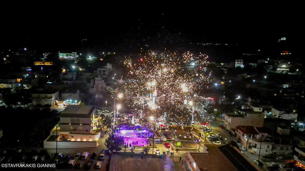 «Λάμψη» Χριστουγέννων στο σεισμόπληκτο Αρκαλοχώρι!