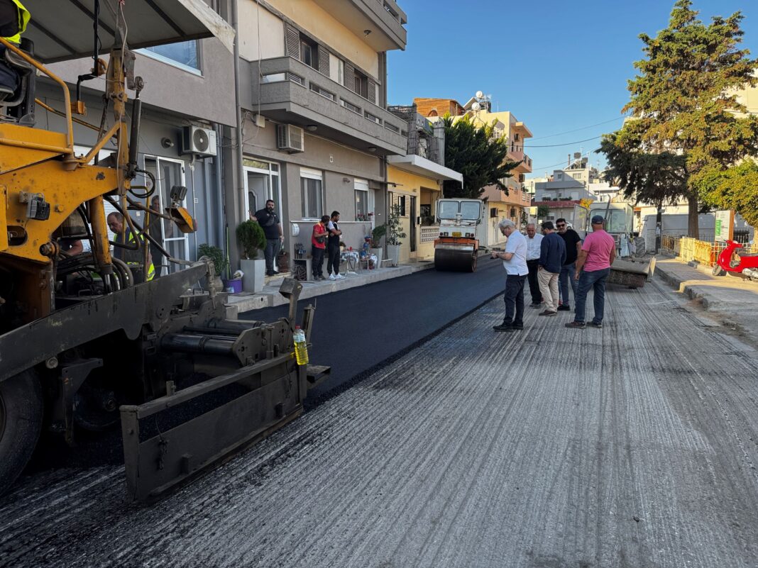 Συνεχίζεται το πρόγραμμα ασφαλτοστρώσεων από το Δήμο Ηρακλείου