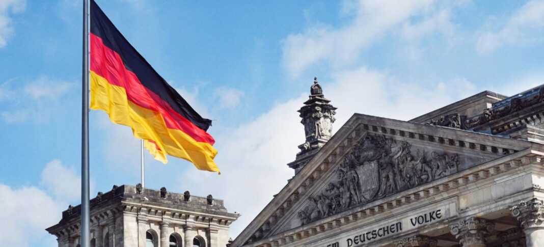 Ανησυχία για το δημογραφικό στη Γερμανία – «Γερνάει» και μειώνεται ο πληθυσμός