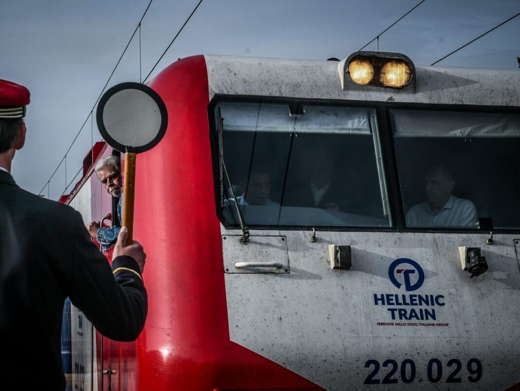 Hellenic Train: Ακινητοποιήθηκε αμαξοστοιχία λόγω τεχνικής βλάβης στη μηχανή