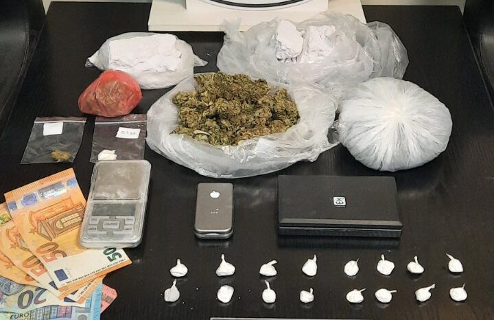 Ηράκλειο: Τα συχνά δρομολόγια «αποκάλυψαν» την καβάτζα κοκαΐνης και την ατζέντα του ντίλερ