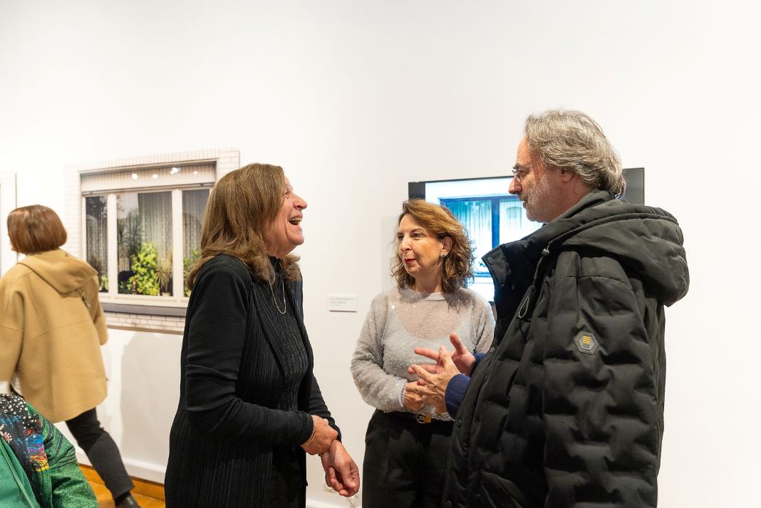 Red Line, Κόκκινη γραμμή, Ligne rouge: Εγκαινιάστηκε η νέα έκθεση της Δημοτικής Πινακοθήκης Χανίων