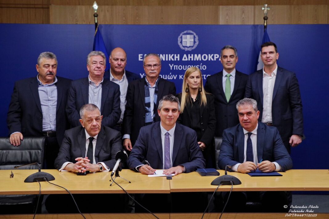 Οι ξενοδόχοι της Κρήτης και το “ευχαριστώ” στον Υπουργό