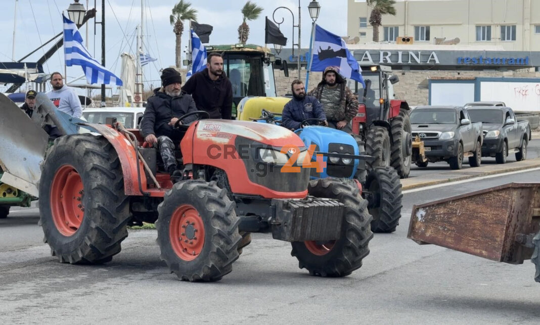 Υπό κατάληψη η Αποκεντρωμένη: «Θα θυσιαστούμε για την Κρήτη», λένε οι αγροτοκτηνοτρόφοι – Βίντεο