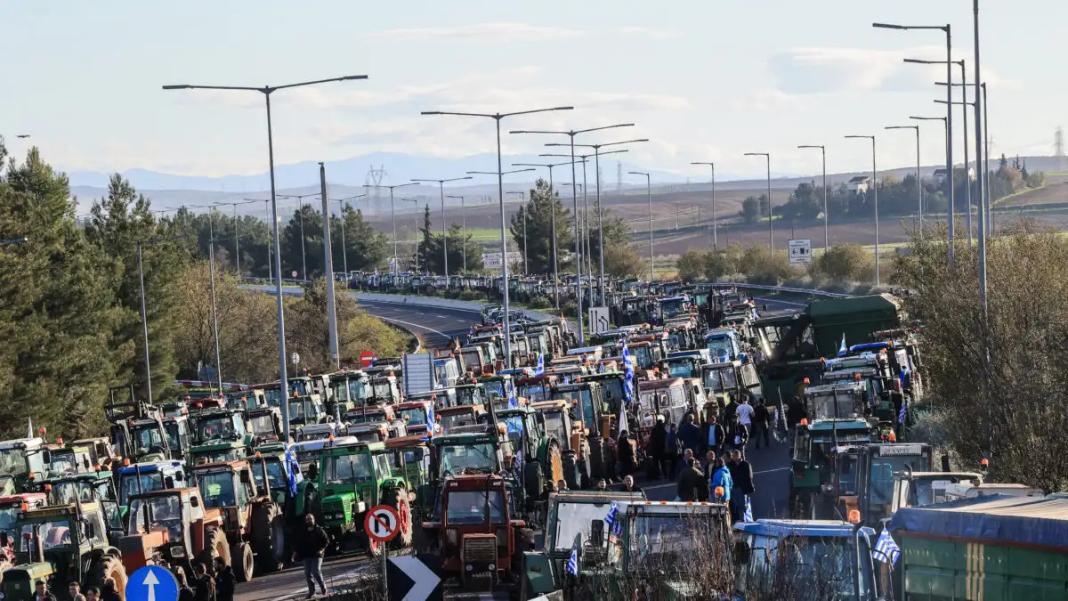 Οι αγρότες αποφάσισαν: Έρχονται νέα μπλόκα – «Δεν κάνουμε βήμα πίσω»