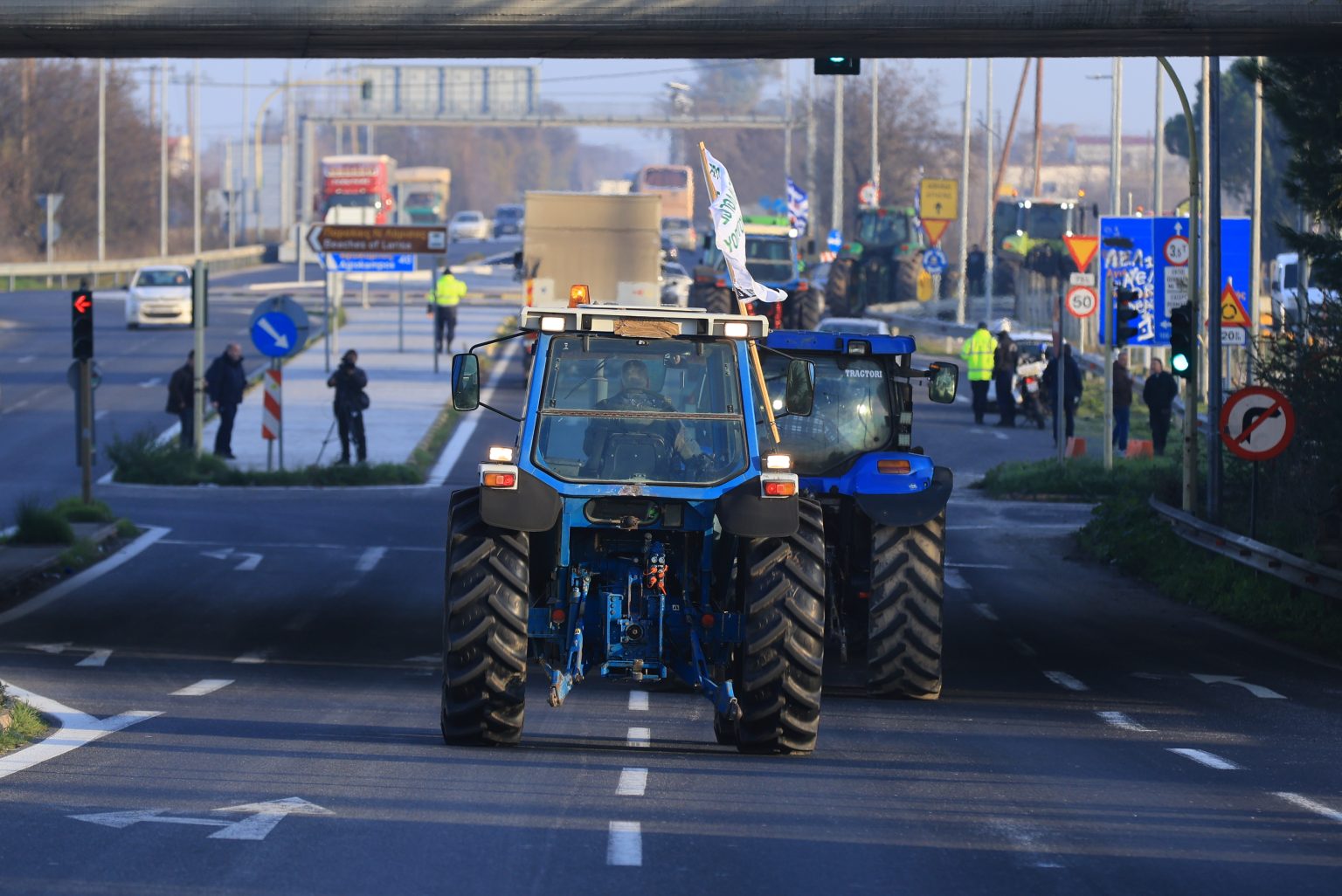Τα αιτήματα, ο διάλογος και τα αγροτικά μπλόκα