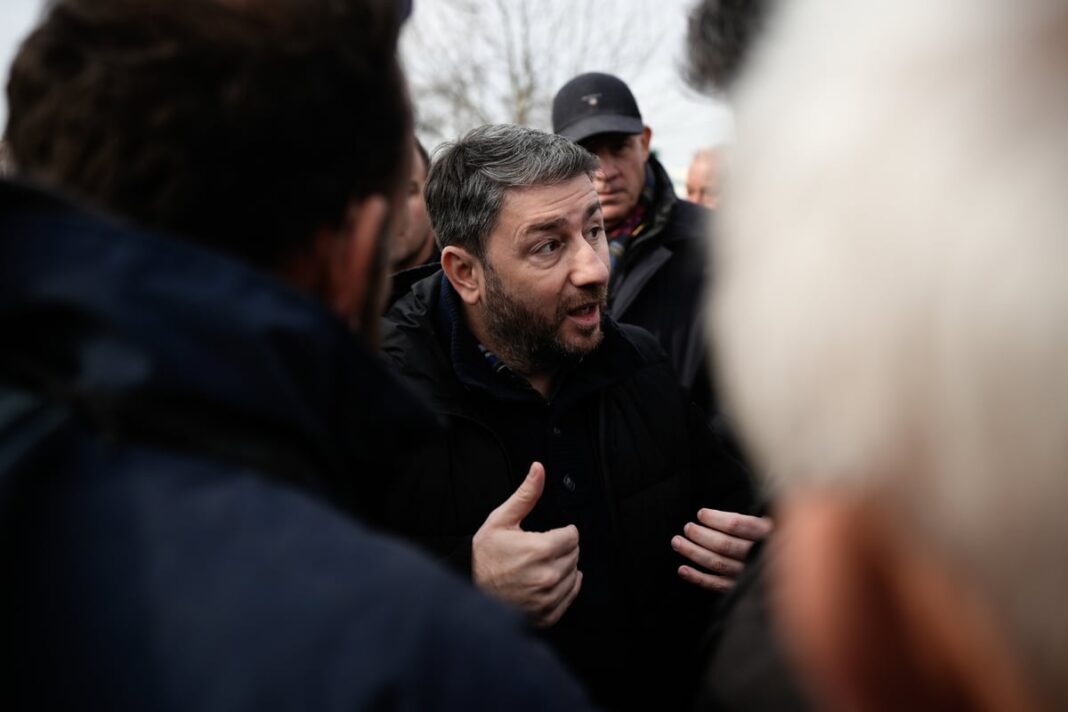 Ν.Ανδρουλάκης από τα μπλόκα: «Μεμονωμένα φαινόμενα βίας να μην αμαυρώσουν τον δίκαιο αγώνα των αγροτών»